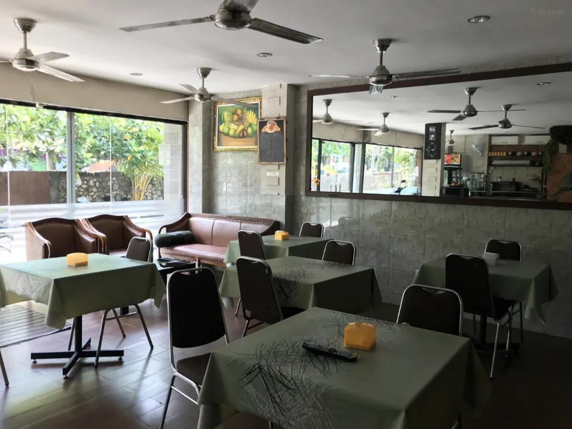 Tuban Torres Accommodation クタ エクステリア 写真